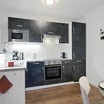 بيت للعطل Reetdachhaus 11 Auf Usedom *