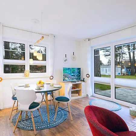 Reetdachhaus 11 Auf Usedom 別荘