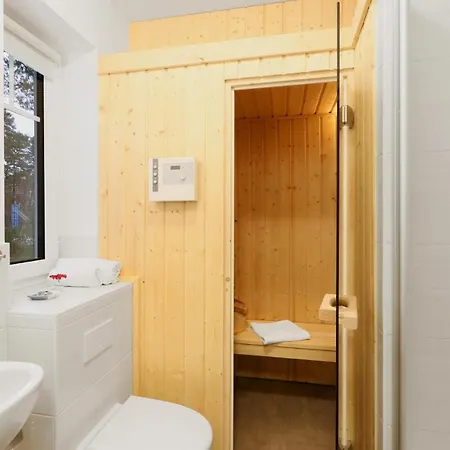 Reetdachhaus 11 Auf Usedom Feriehus *