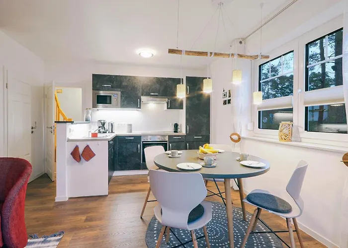 Reetdachhaus 11 Auf Usedom Casa vacanze Kutzow